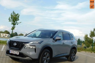 z Gwarancją 1.5VC-T e-POWER 4WD Kamera 360"
